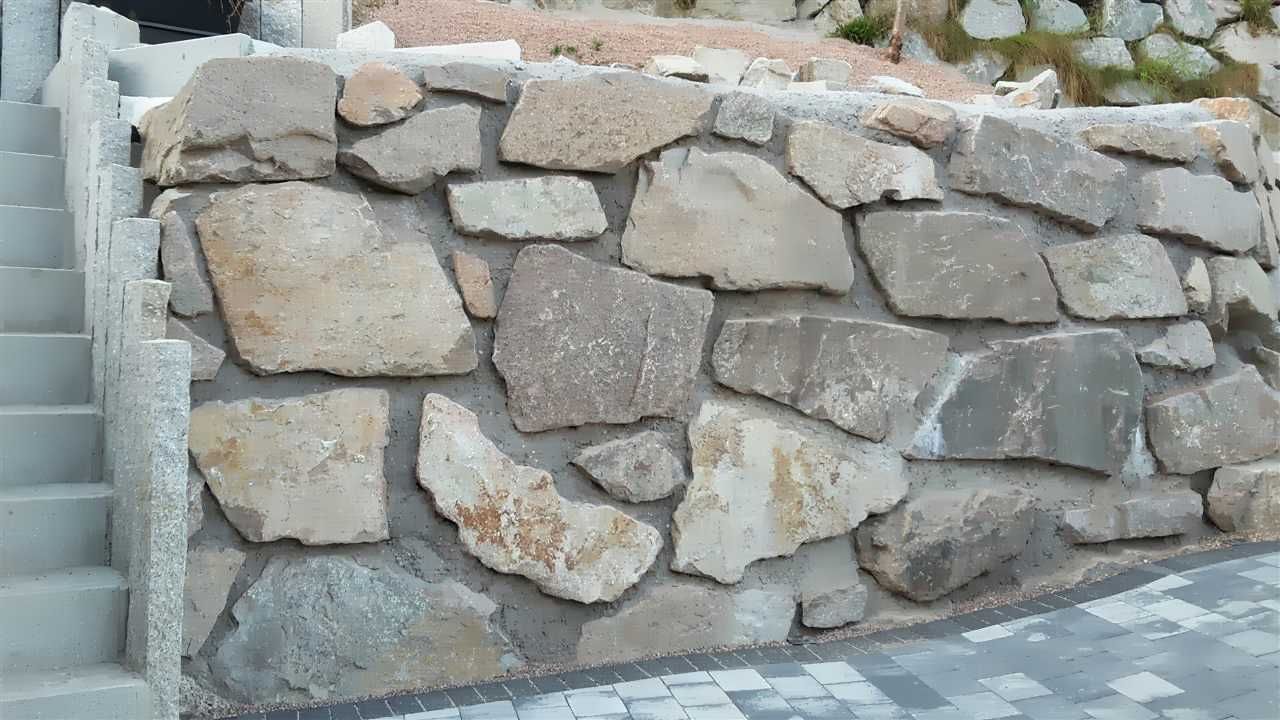 Außenanlagen Pflasterarbeiten Natursteinmauern Treppen