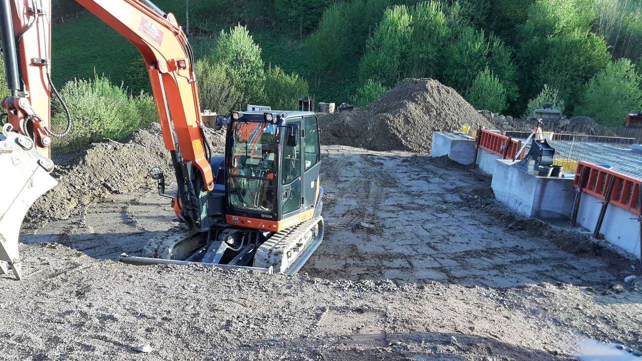 Behringer Baggerbetrieb Erdbau Erdarbeiten