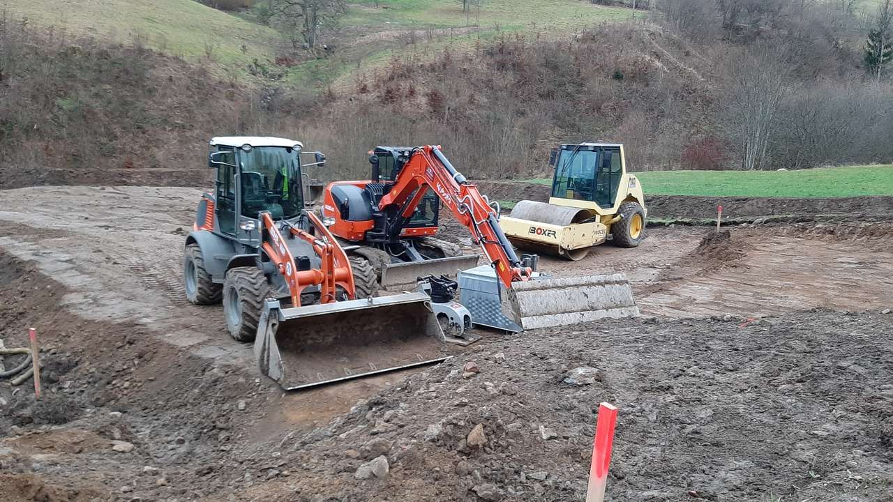 Behringer Baggerbetrieb Erdbau Erdarbeiten